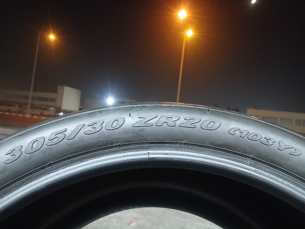 305/30/ZR20 OR 245/35/ZR20 - 9