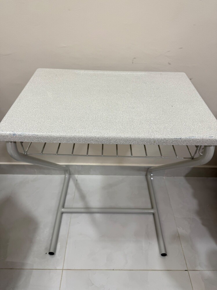 Strong Children Desk - 4