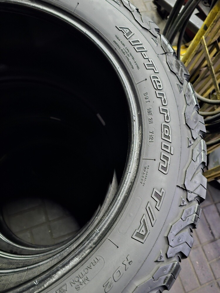 275-55-20,,, BFGOODRICH brand - 6