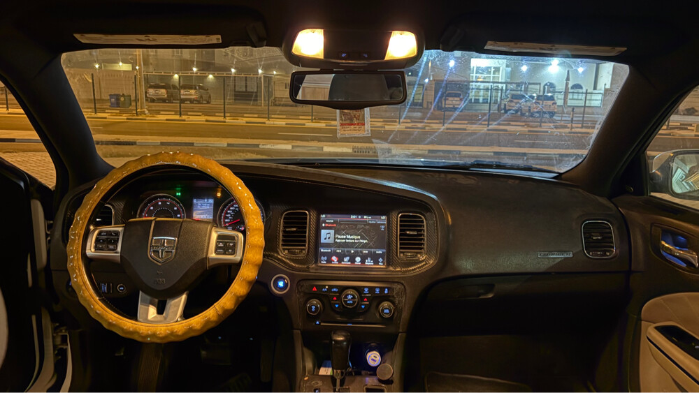 DODGE CHARGER . - 5