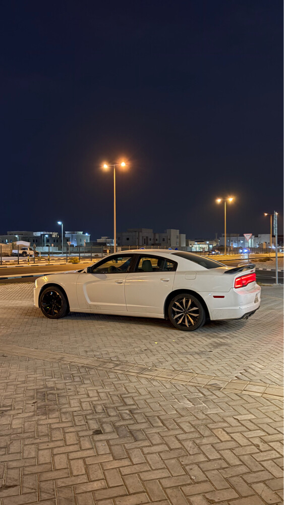 DODGE CHARGER . - 3