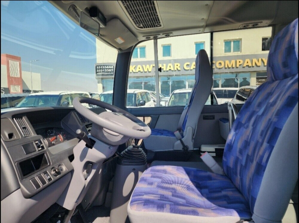 Nissan Sivilan 2021 white  - 6