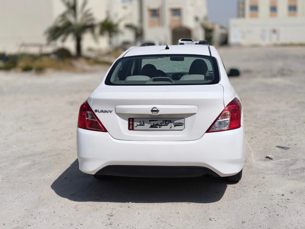 Nissan sunny 2019 - 2