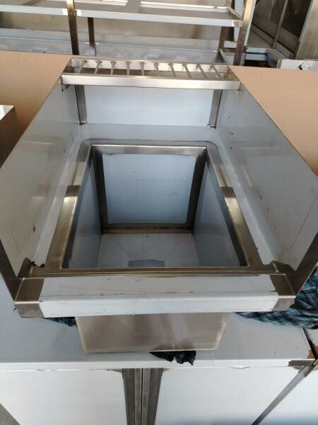 Custom made ss sink table - 14