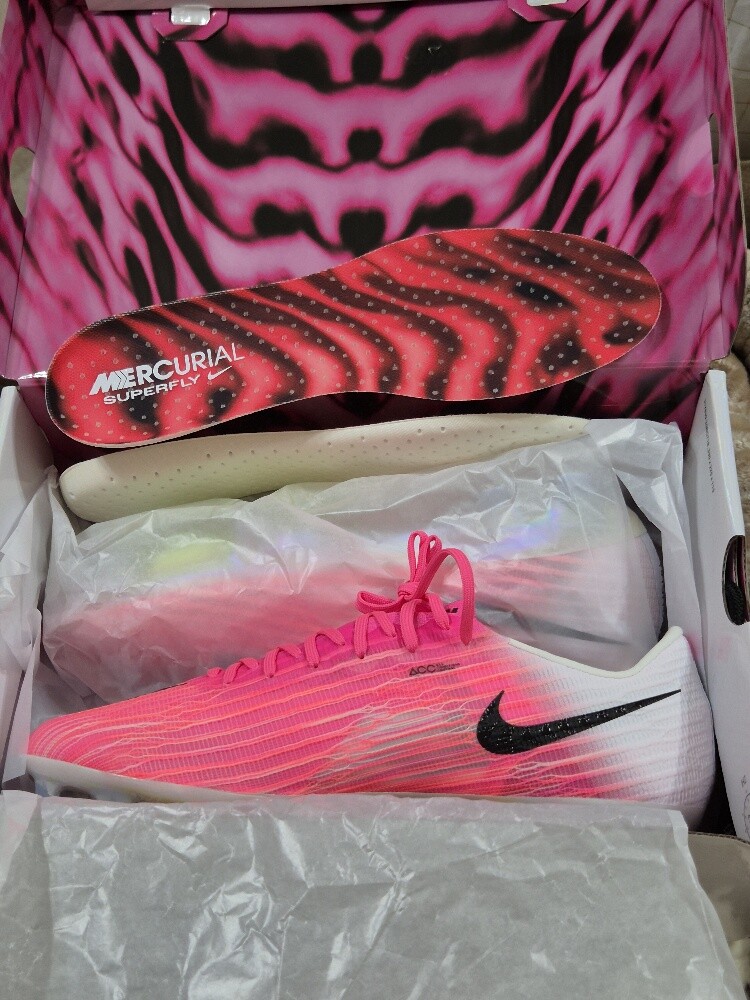 Brand New Nike World Cup Boots for - 2