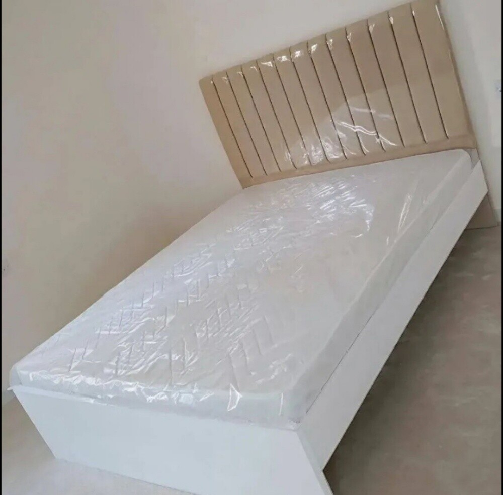 نبيع جميع أنواع مراتب الأسرة والخ - 7