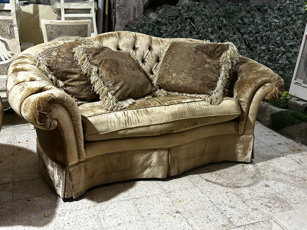 2 sofas - 2