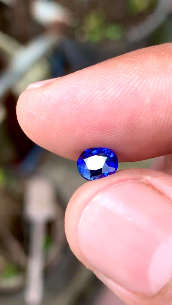 Sri Lanka Blue sapphire  - 3