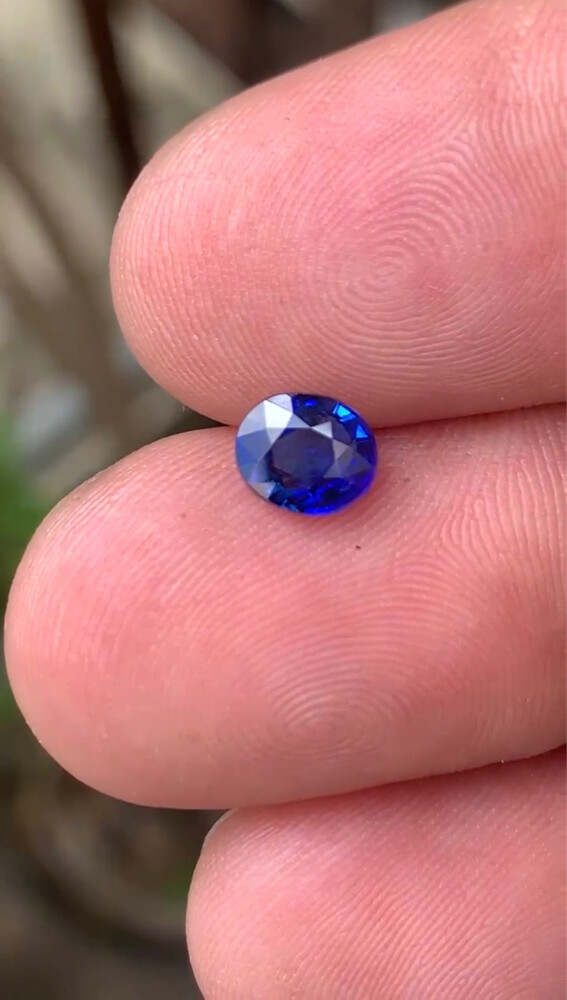 Sri Lanka Blue sapphire  - 1