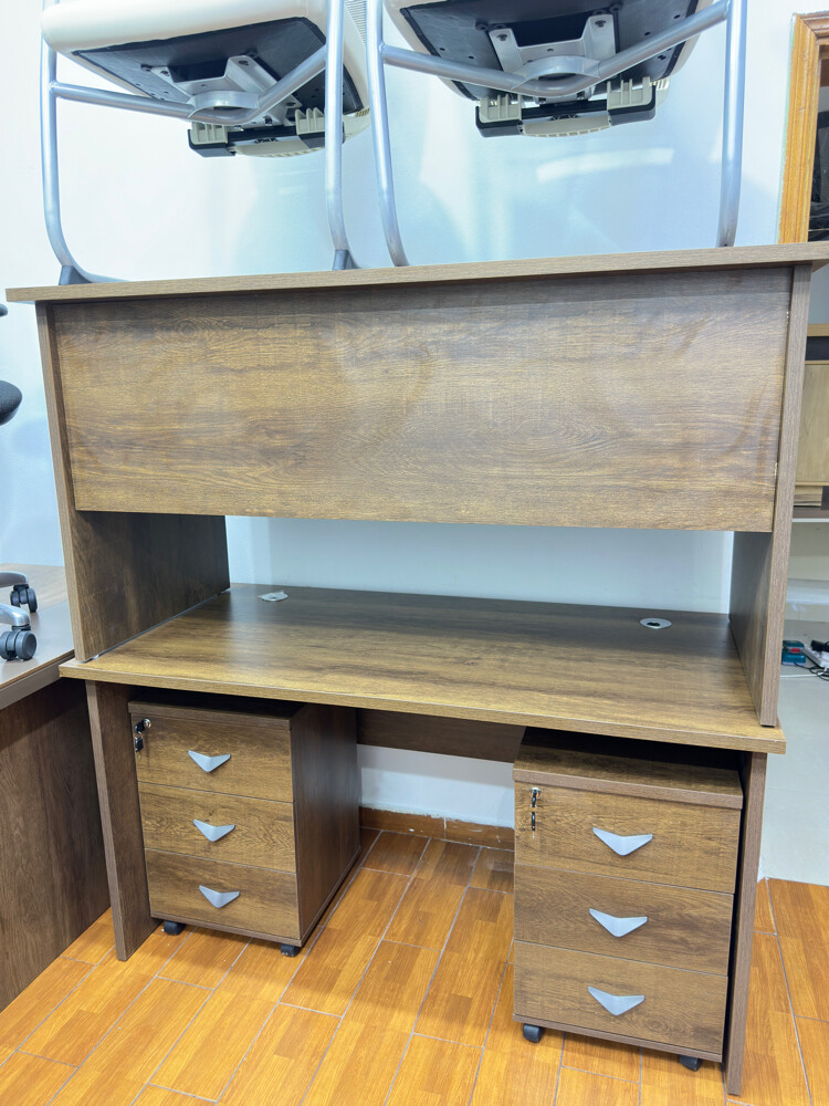 Used Office furniture sell - 21