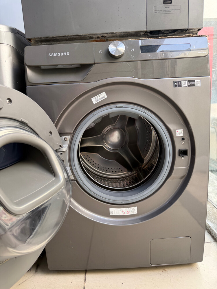 Samsung 9/6 kg latest model machine - 2