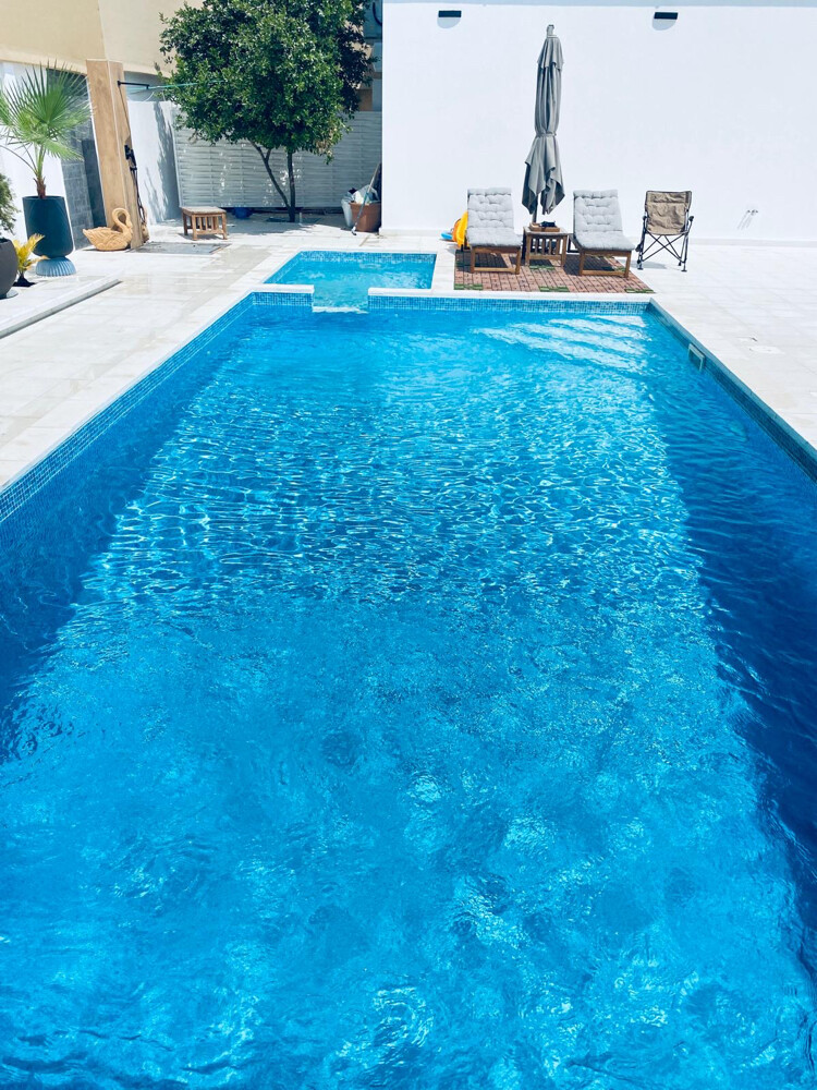 Golden Pitt Swimming Pools - 30
