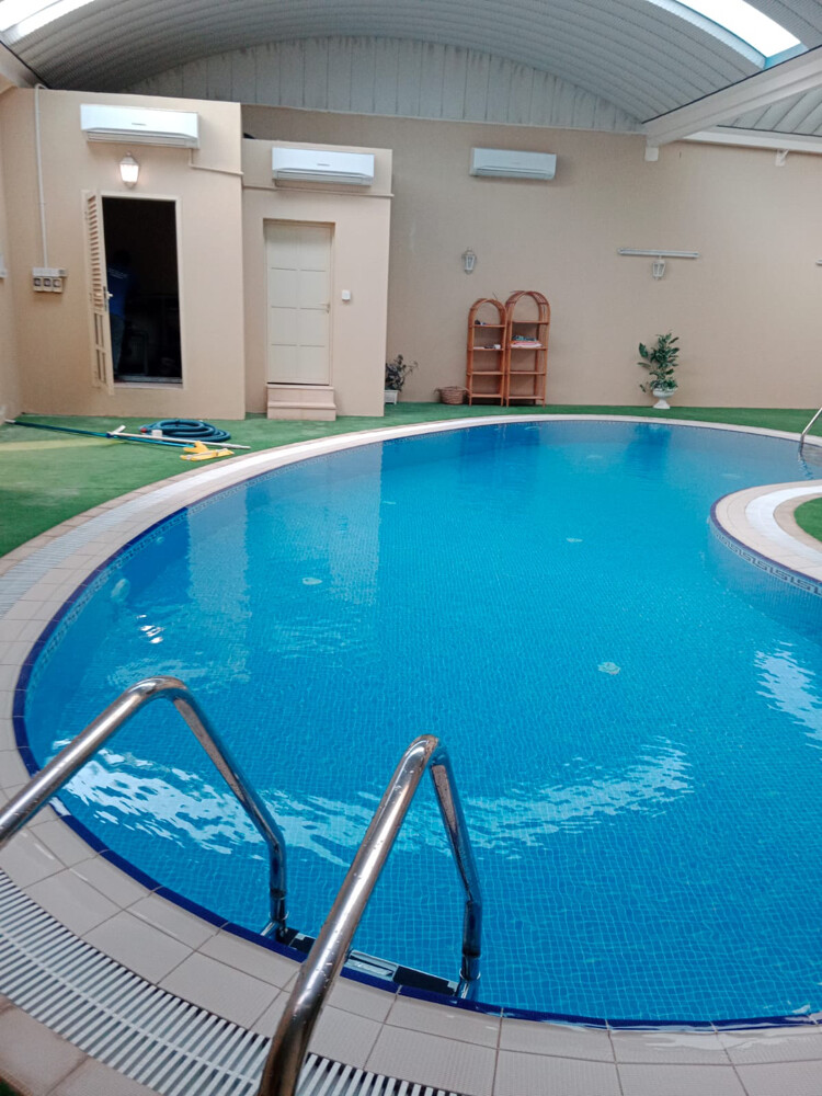 Golden Pitt Swimming Pools - 12