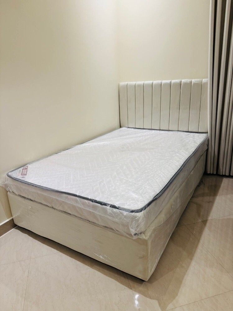 We have all new furniture - 6