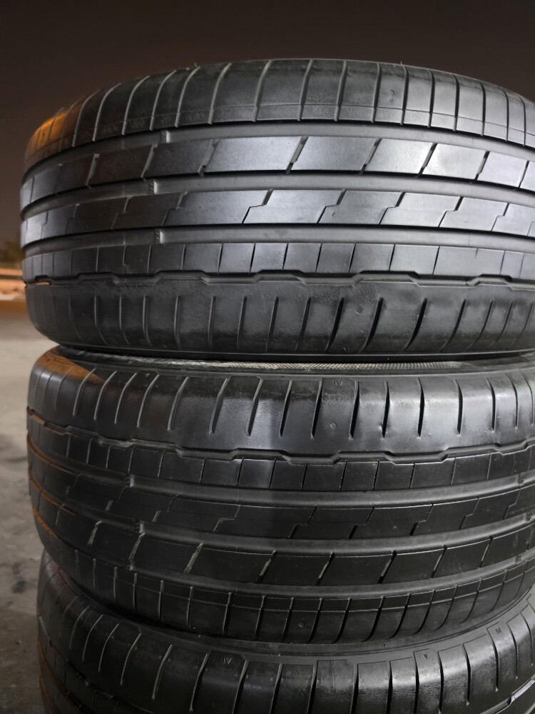 235/45/19 Hankook Tyre 2024 - 6