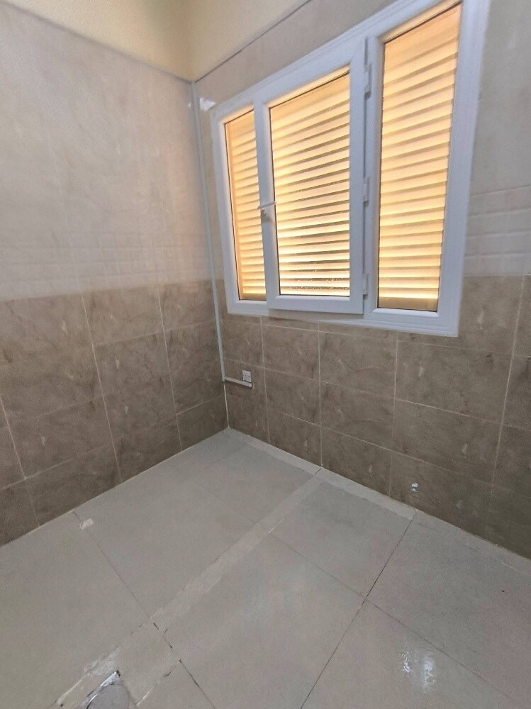Apartment for rent in Khalifa North - 10