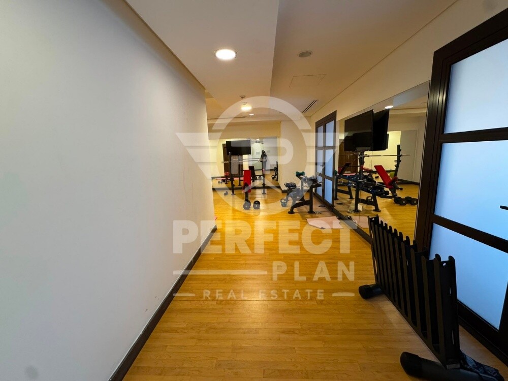 Semi furnished apartmentThe Pearl - 8