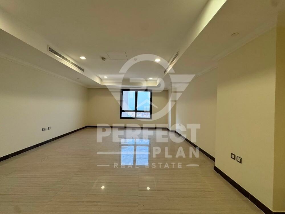 Semi furnished apartmentThe Pearl - 3
