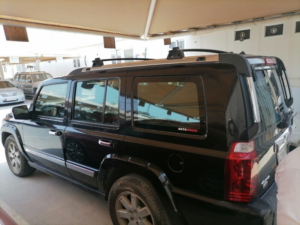 Jeep commander Family  Car - 9