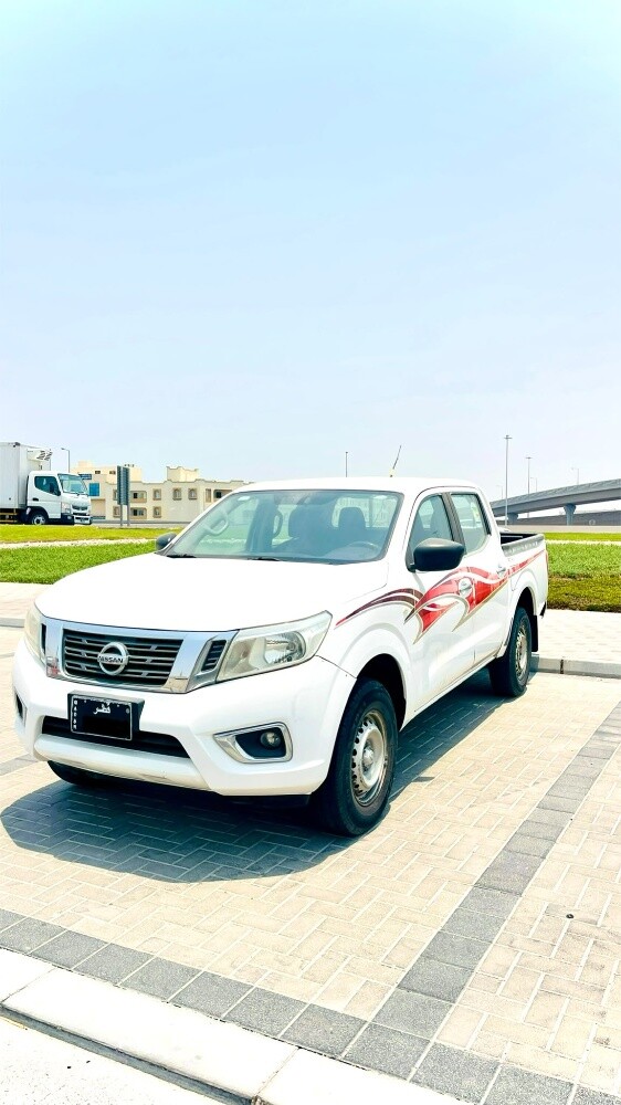 Nissan navara 2019 - 1