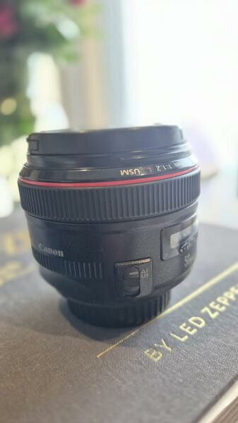 Canon 5D Mark 4 + 50mm 1.2 + 24-105 - 4