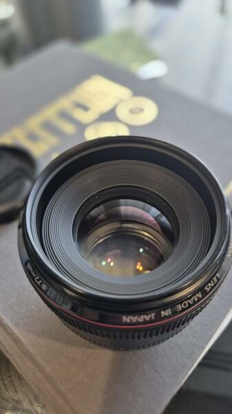 Canon 5D Mark 4 + 50mm 1.2 + 24-105 - 6
