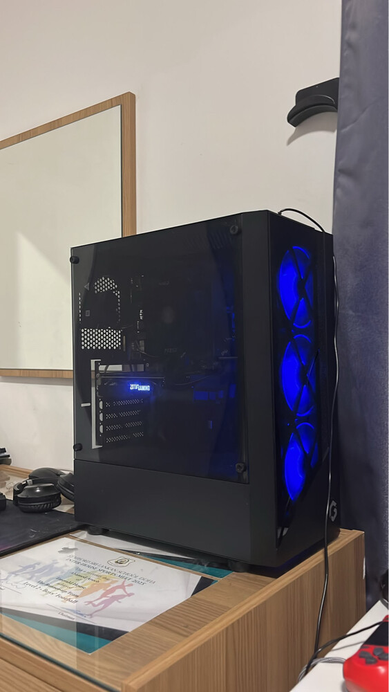 Mid range Gaming PC - 2