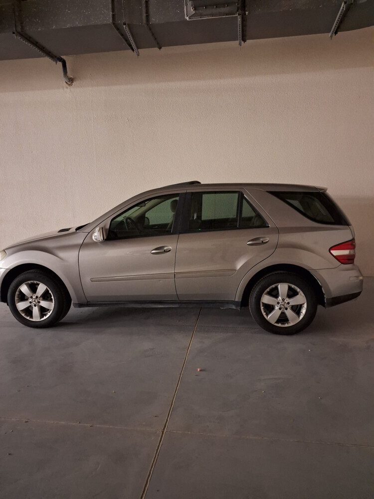 2006 Mercedes-Benz ML500  - 4
