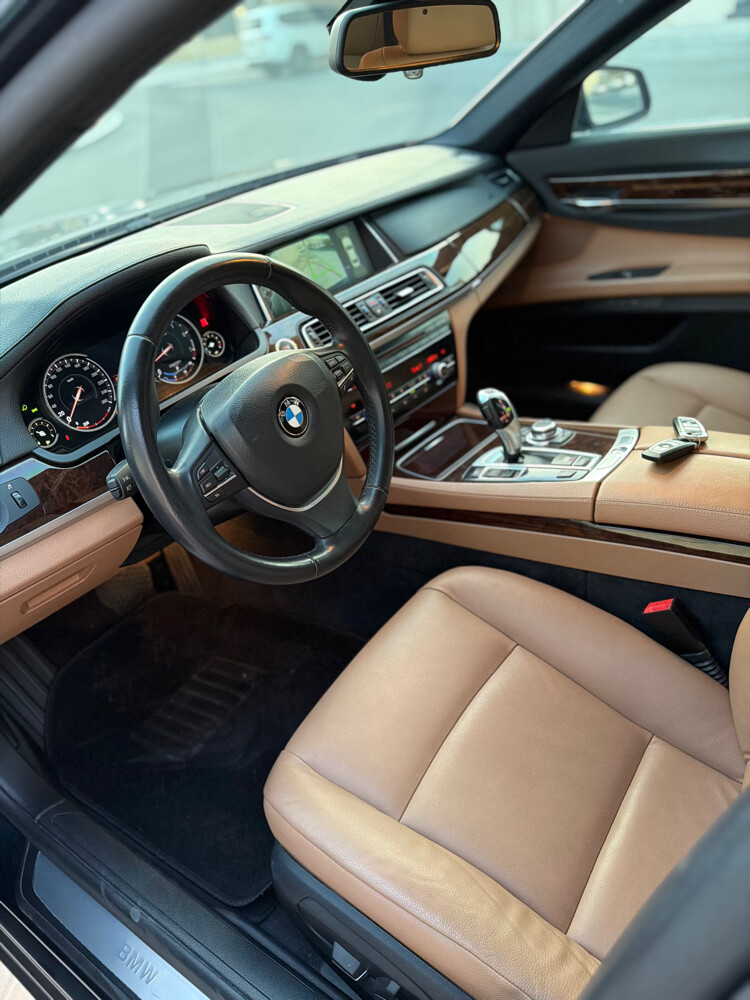 bmw 730li 2013 (full original) - 13