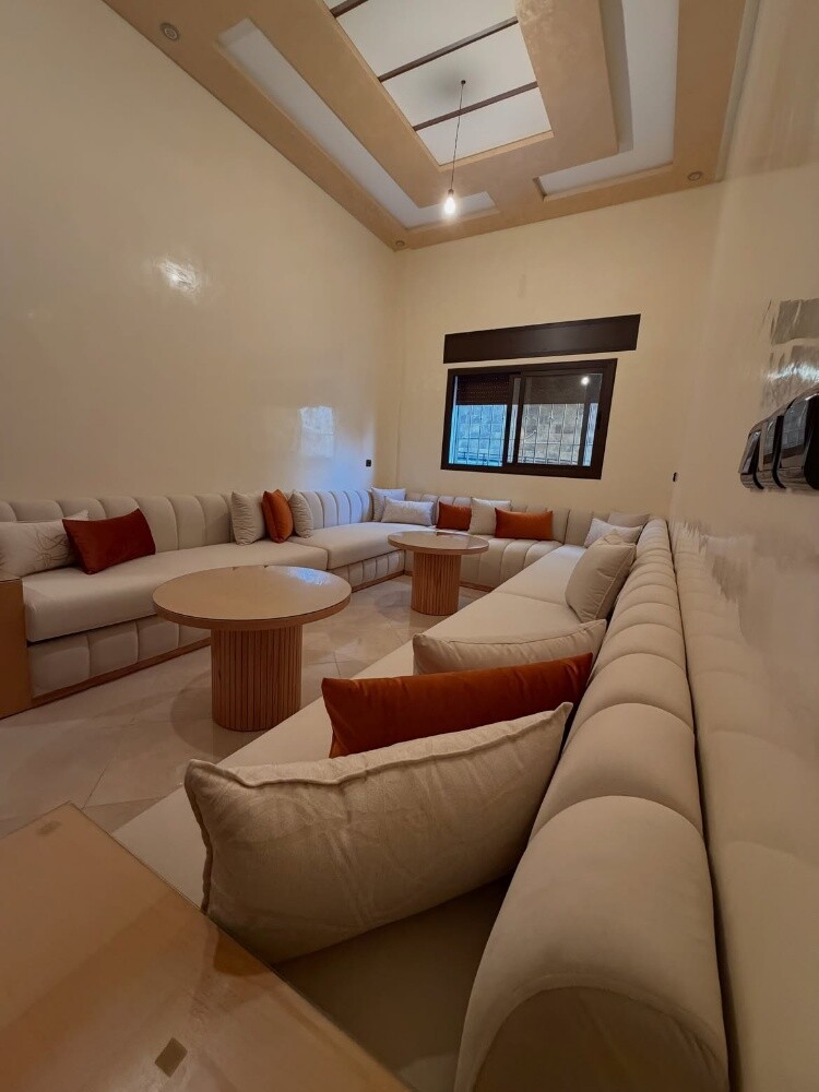Sofa's and curtains - 3