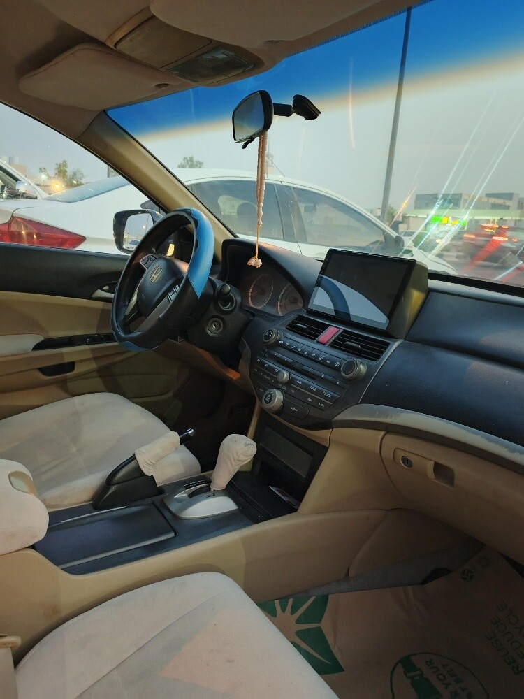 Sell Honda Accord 2012 - 4
