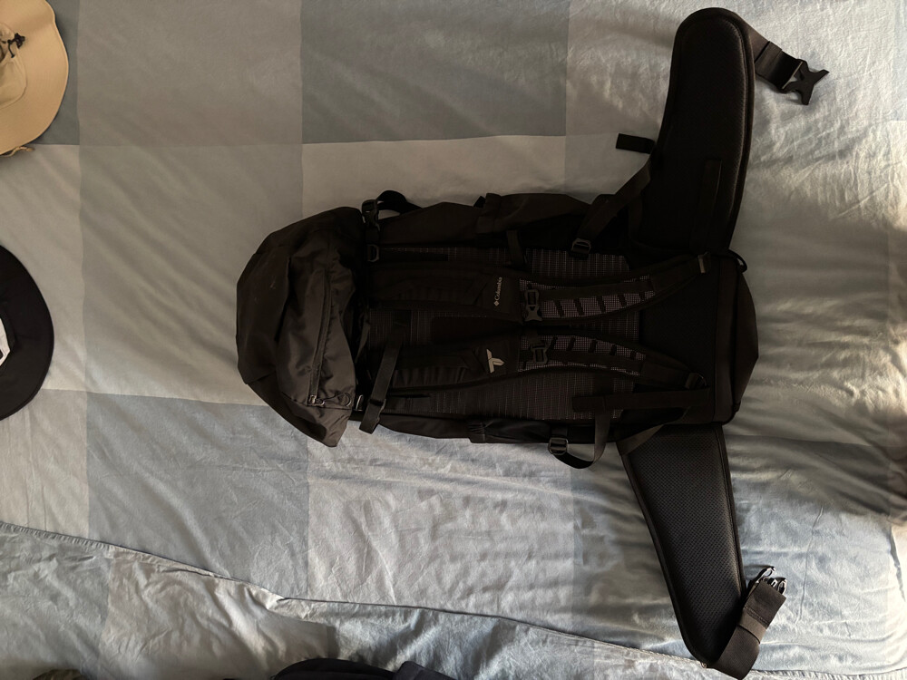 NEW 30 liter camping/hiking bag - 3