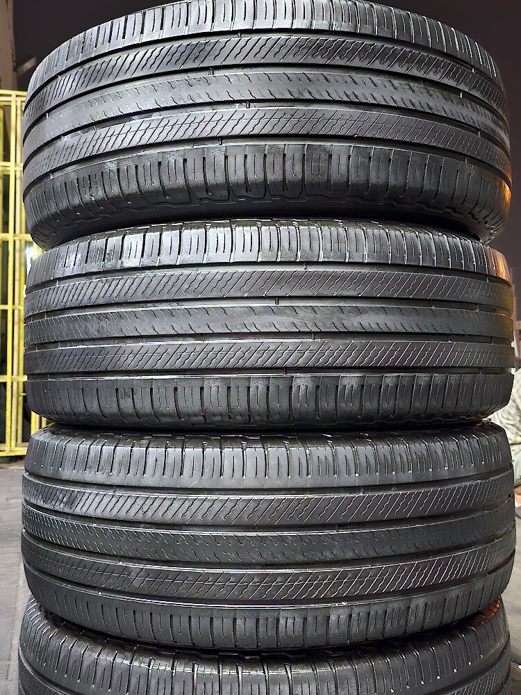 285-65-17,,,,, Michelin brand - 7