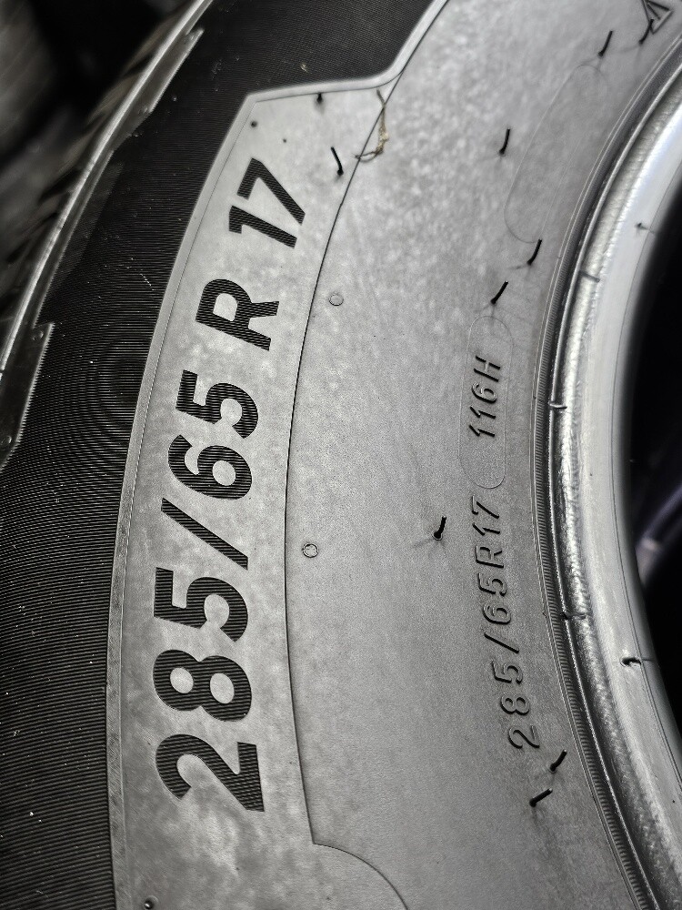 285-65-17,,,,, Michelin brand - 5