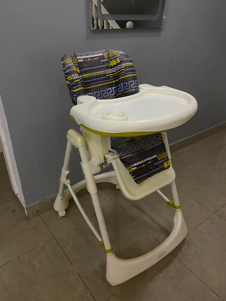 Children’s Eating Chair - 1