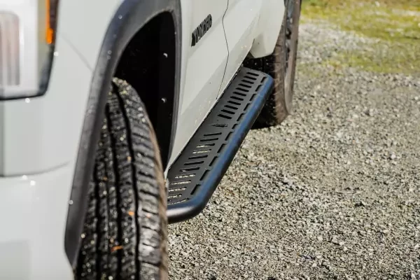 TUNDRA ALUMINUM STRAIGHT SLIDERS - 1