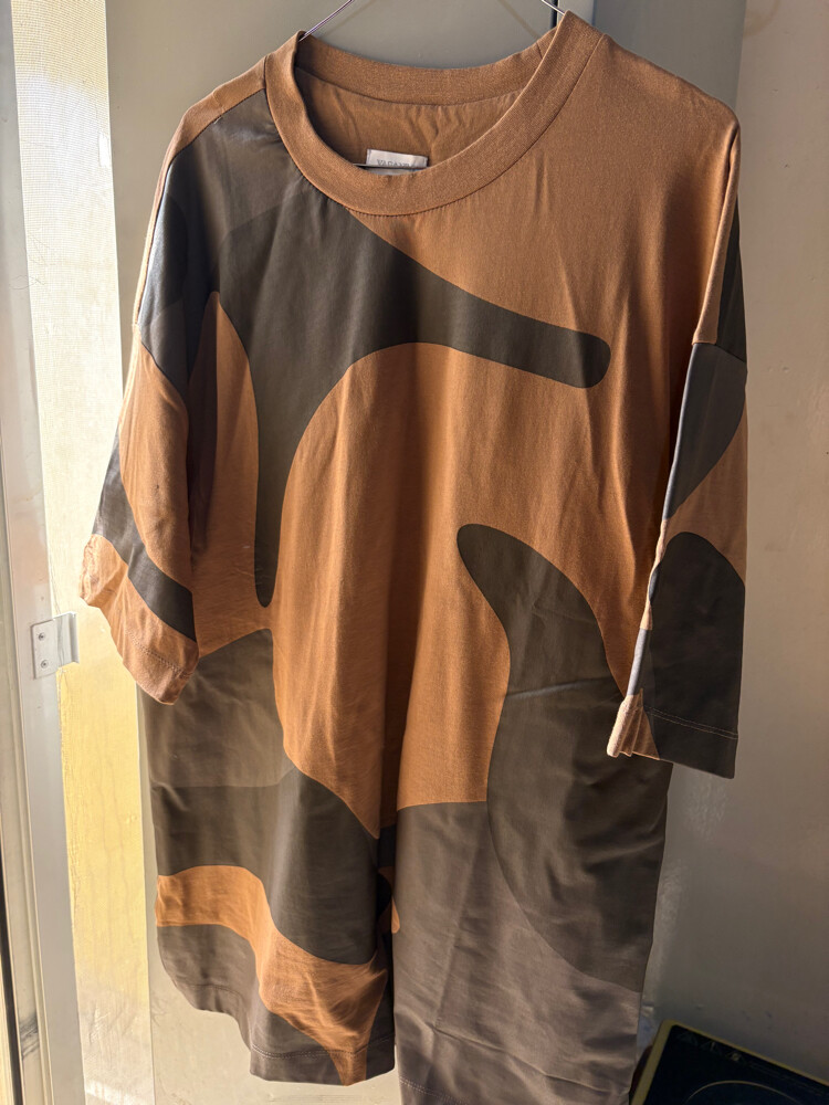 jersey and T-shirt all is original - 16