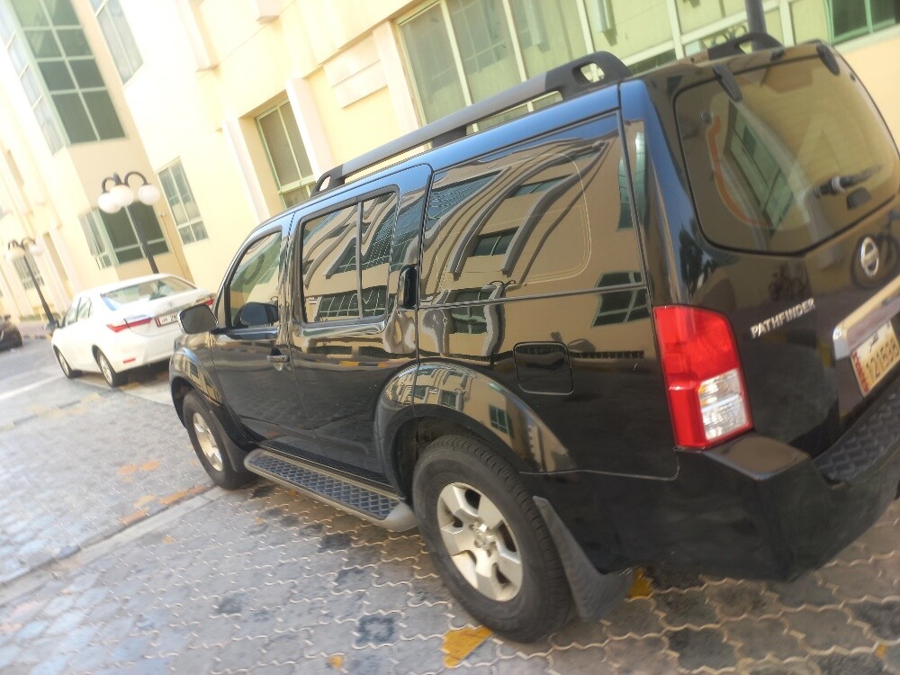 Nissan pathfinder very good  condit - 6