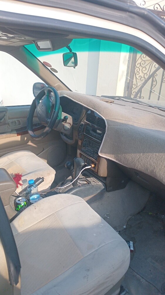 nissan pathoander 2000 - 3