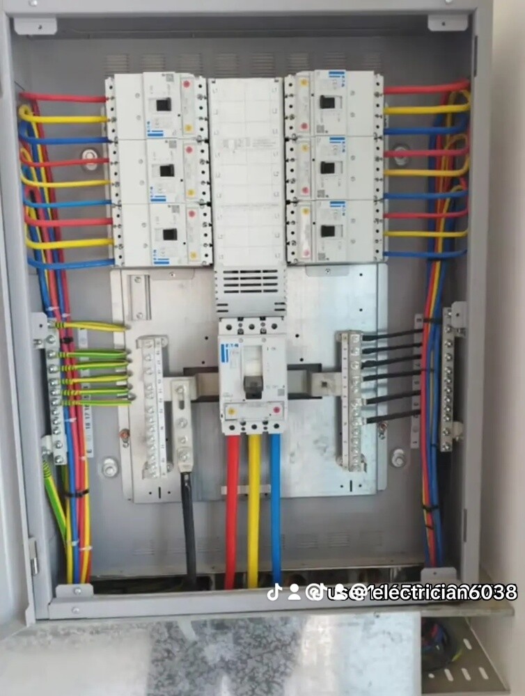 خدمات الكهرباء والتركيبات الكهربا - 5