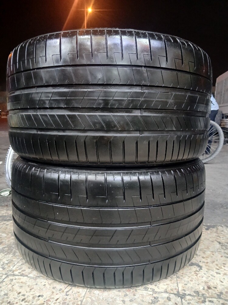 315/30/ZR21.Pirelli Brand - 1