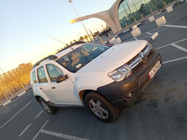 Low Mileage-RENAULT DUSTER 2018 - 4