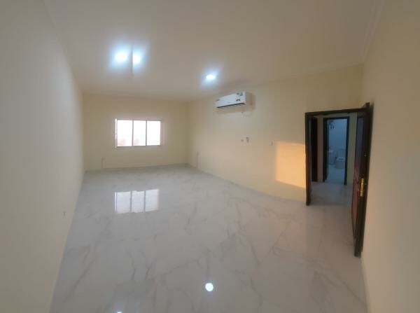 Flat for rent in najma 2 Room - 4
