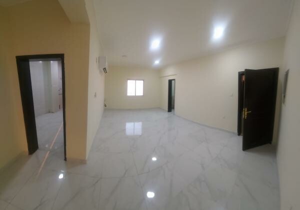 Flat for rent in najma 2 Room - 5