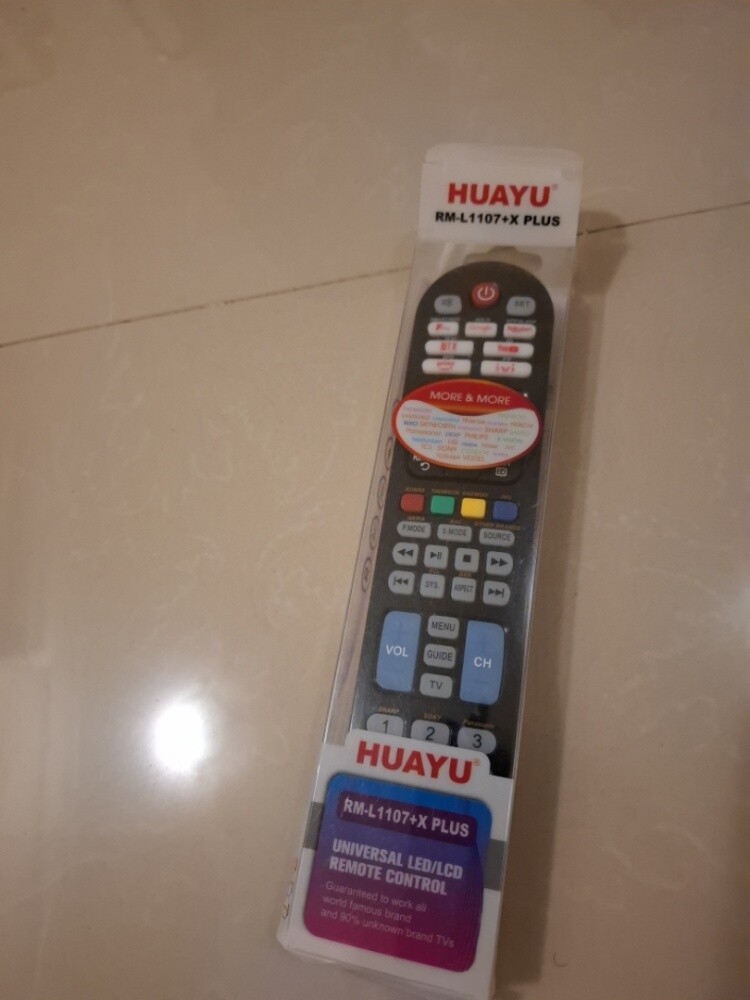 television with Universal Remote - 3