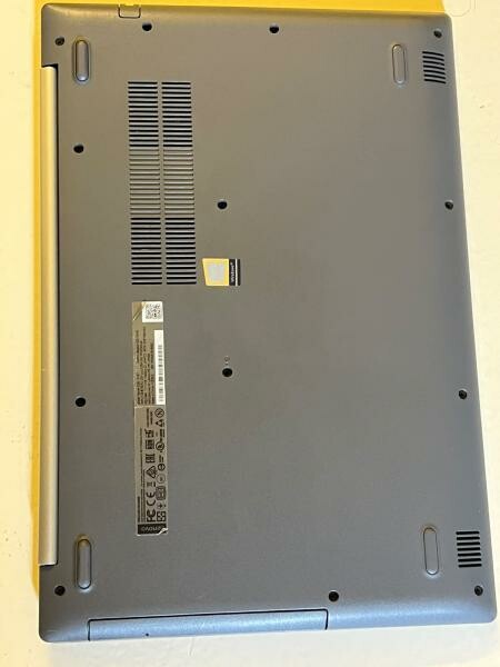 Lenovo - 4