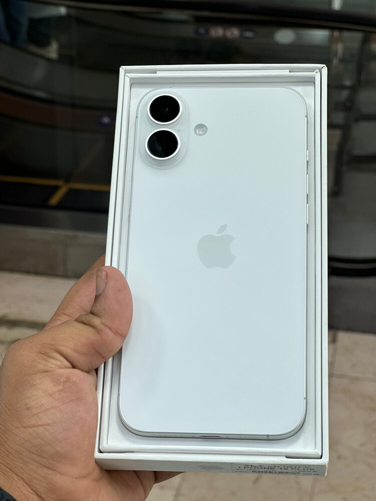iPhone 16 Plus - 3