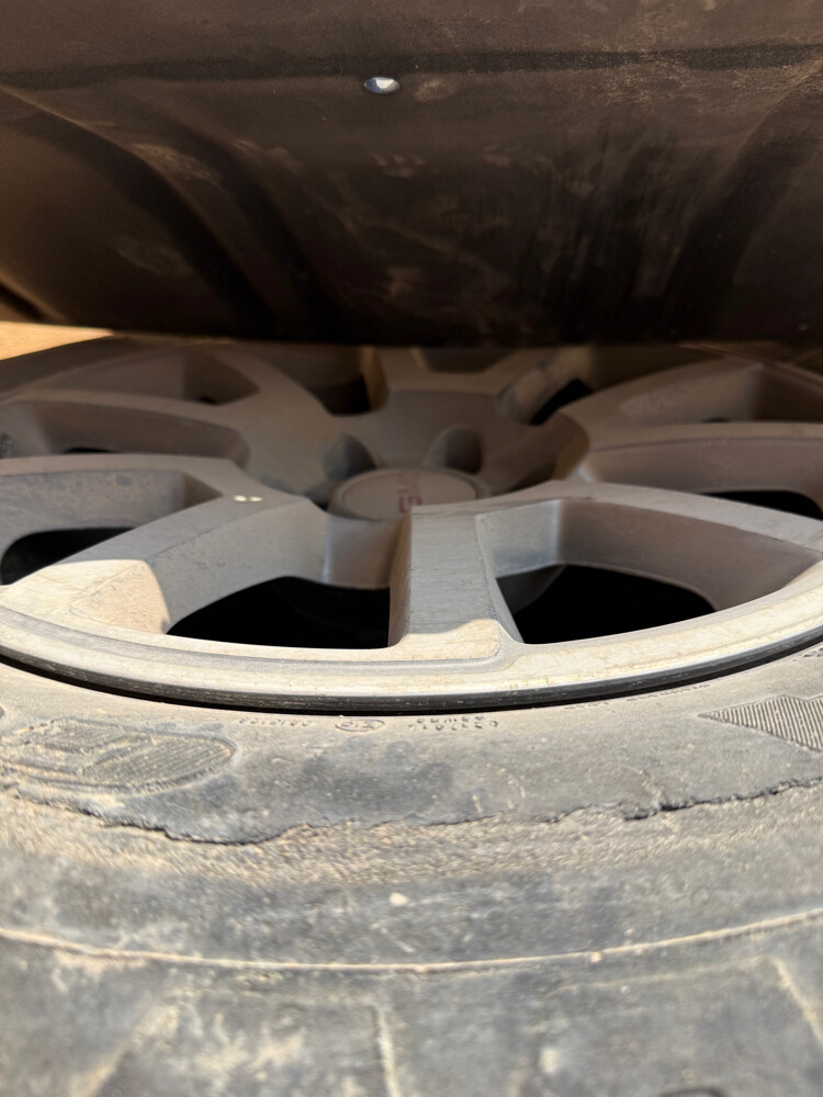 gmc seirra denali 2016 stock wheels - 1