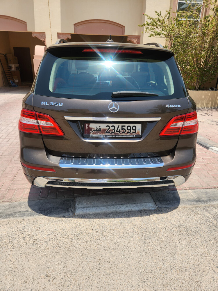 Excellent condition, one lady owner - 4