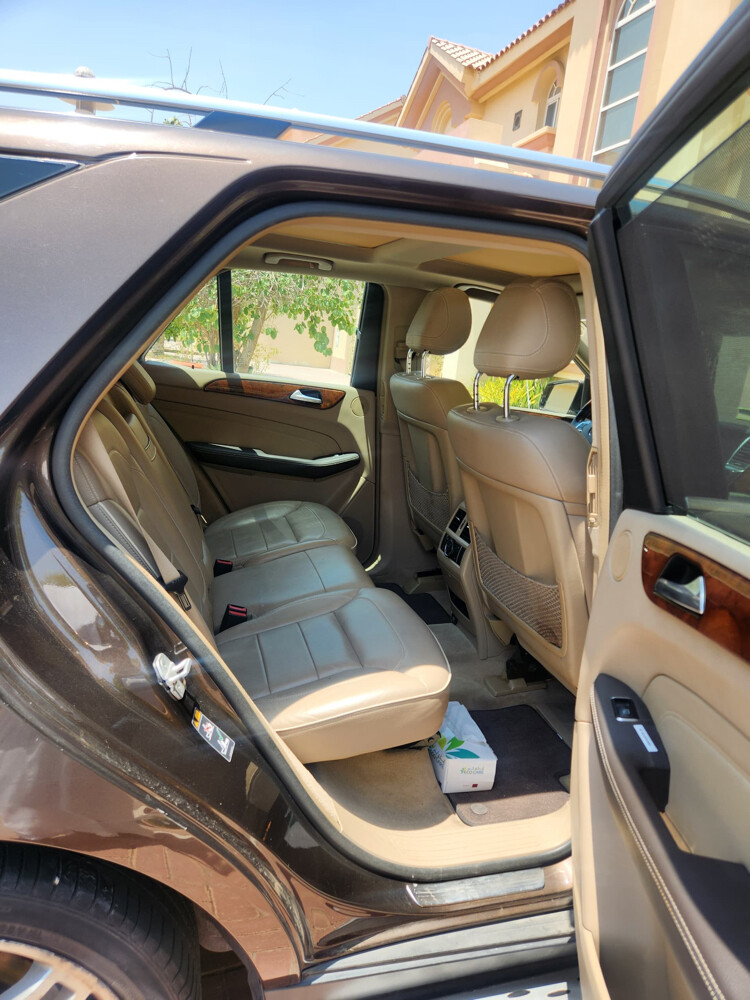 Excellent condition, one lady owner - 10